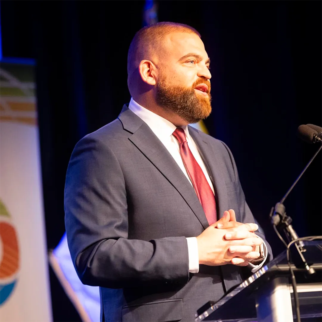 Michael Zeff speaking at the Chamber breakfast.
